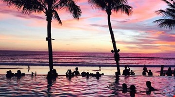 dalla Cosmopolita Hong Kong alla spirituale Bali